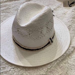 august hat company